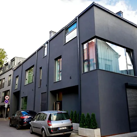 Apartment Castle 1 Bd Old Town By Hostlovers *